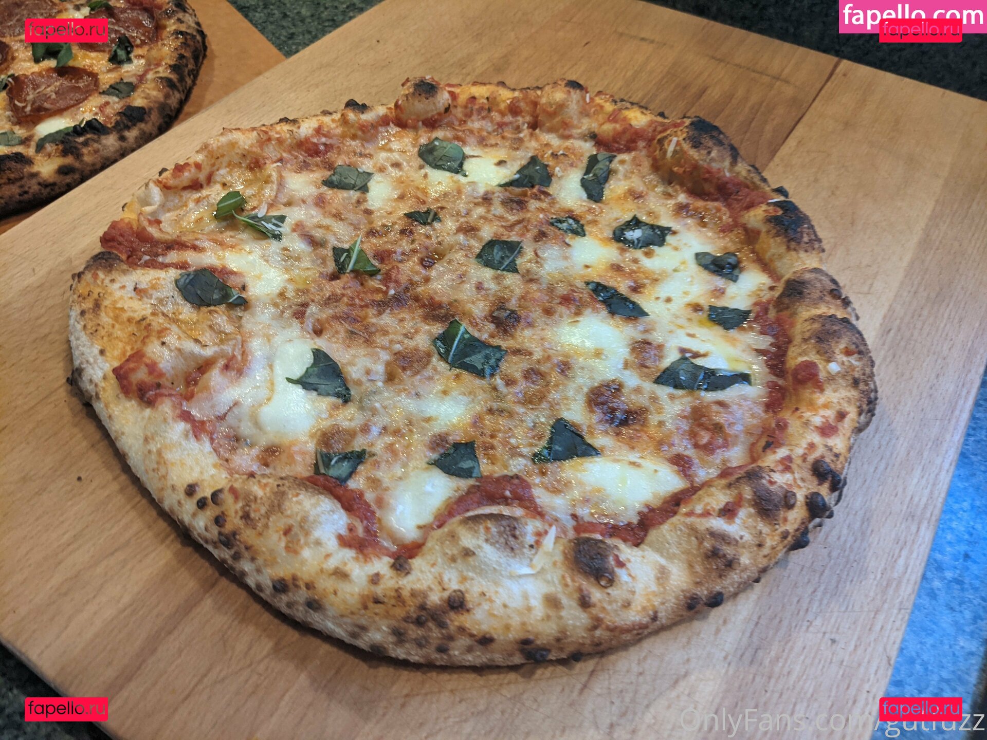 gutchan / gutfuzz Onlyfans Photo Gallery 