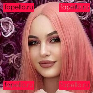 catrisemae Onlyfans Photo Gallery 