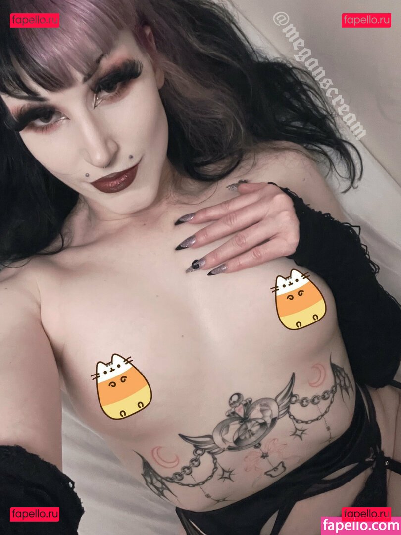 meganscream Onlyfans Photo Gallery 