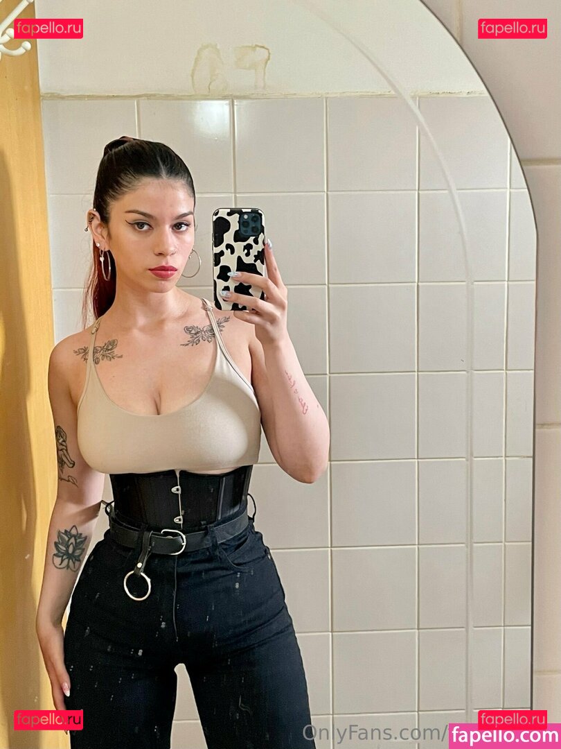 taurinaraw Onlyfans Photo Gallery 