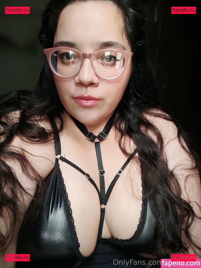 maynelia Onlyfans Photo Gallery 