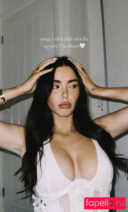 Clarissa Bea / clarissabeaa Onlyfans Photo Gallery 