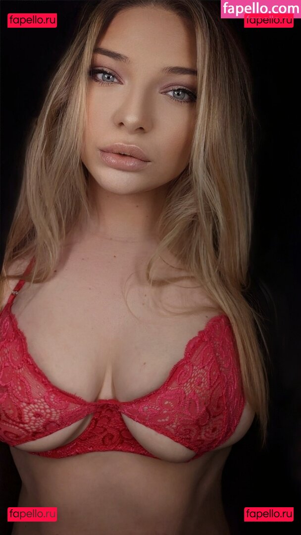 Neevi / Neevilicious / neevi.to Onlyfans Photo Gallery 