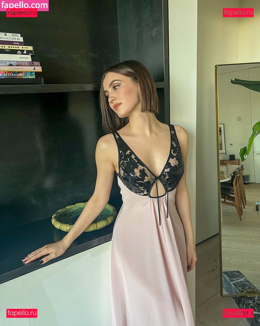 Maude Apatow / maudeapatow Onlyfans Photo Gallery 