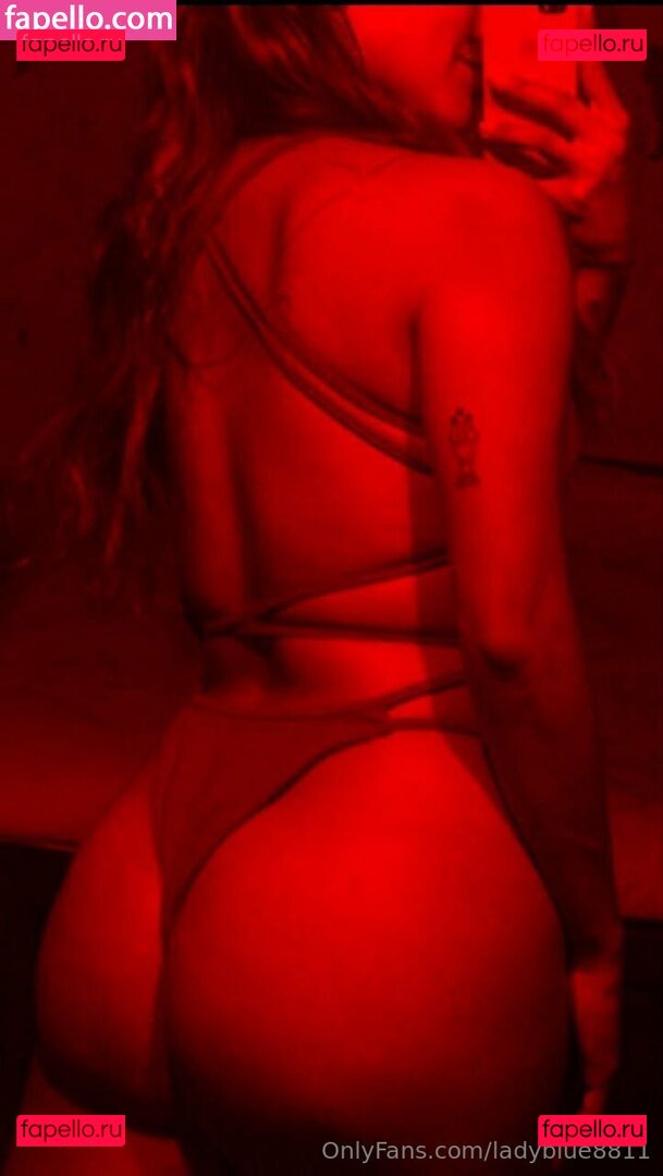 ladyblue11 / ladyblue8811 Onlyfans Photo Gallery 