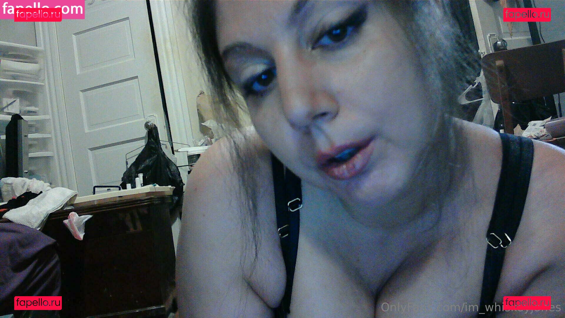 iamwhiskeyofficial / im_whiskeyjones Onlyfans Photo Gallery 