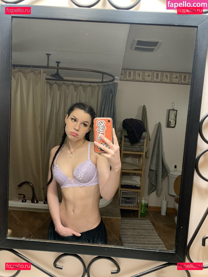 Leahh_hh / https: / leahh.annaa Onlyfans Photo Gallery 