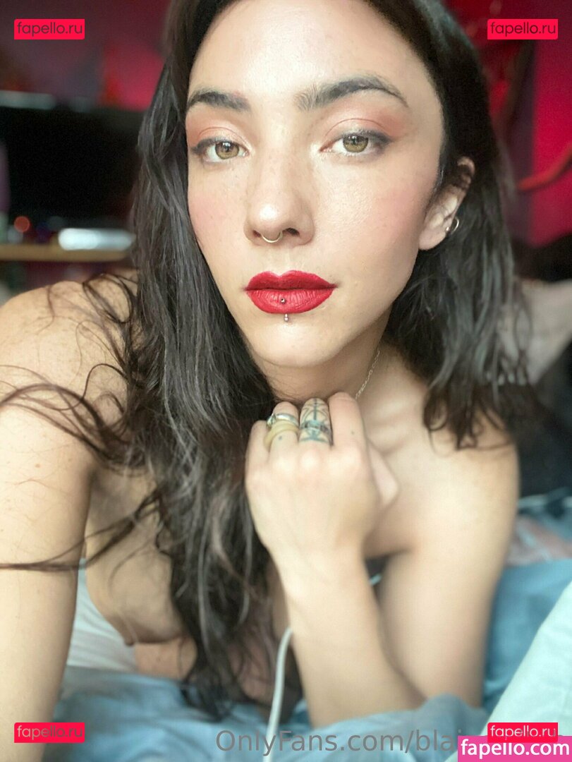 Blair_switch / blair.switch Onlyfans Photo Gallery 