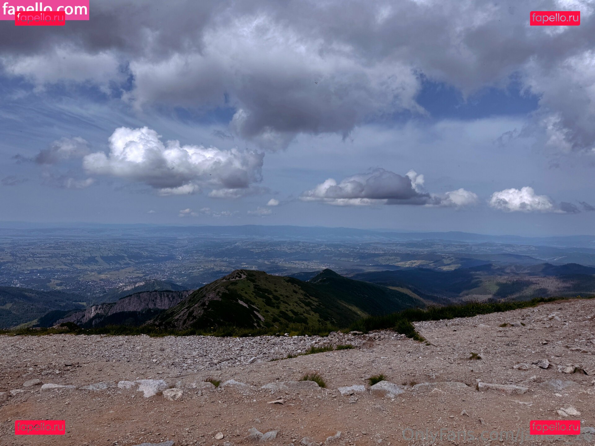 jaane_18 Onlyfans Photo Gallery 