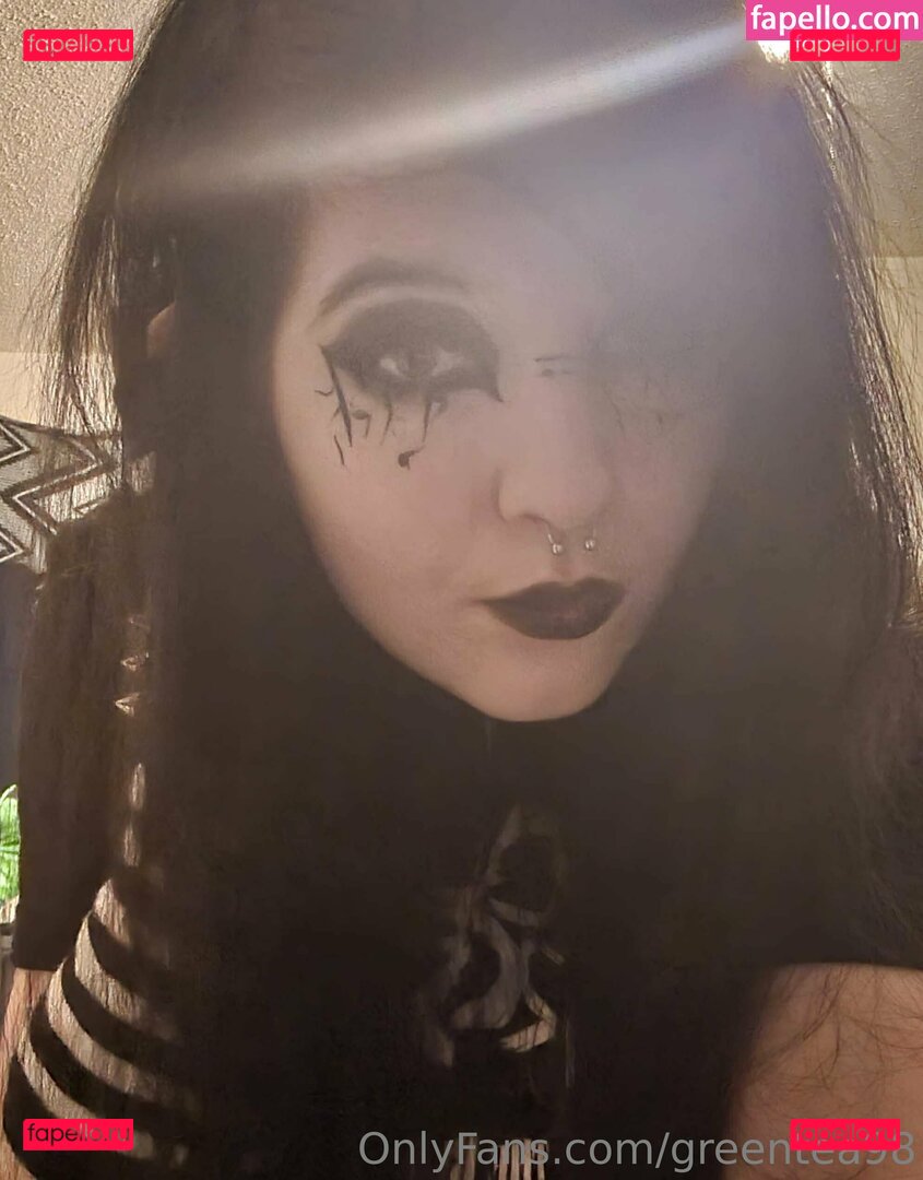 greentea1998 / greentea98 Onlyfans Photo Gallery 