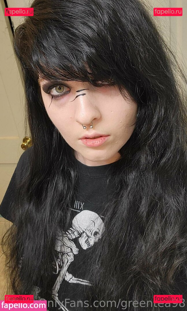 greentea1998 / greentea98 Onlyfans Photo Gallery 