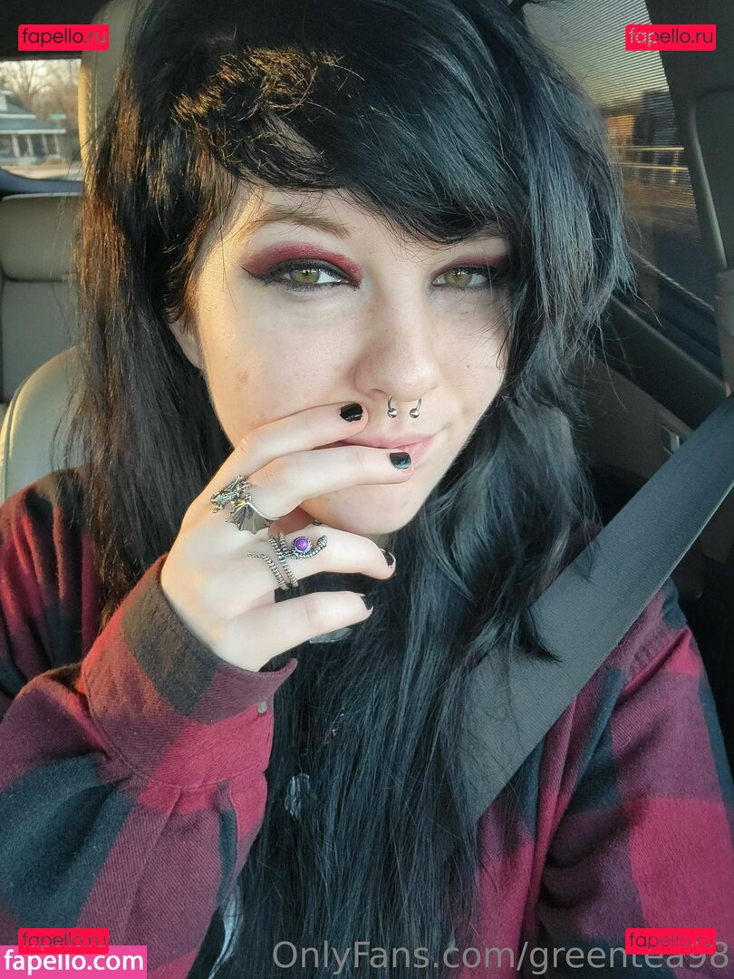 greentea1998 / greentea98 Onlyfans Photo Gallery 