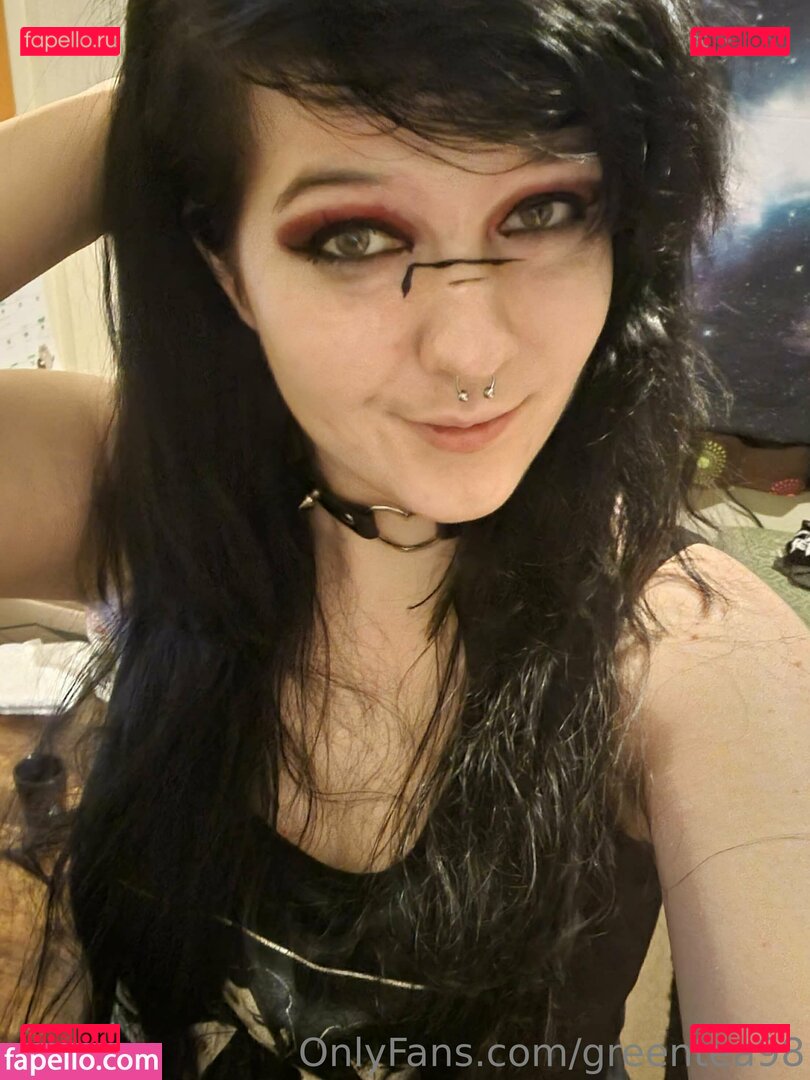 greentea1998 / greentea98 Onlyfans Photo Gallery 