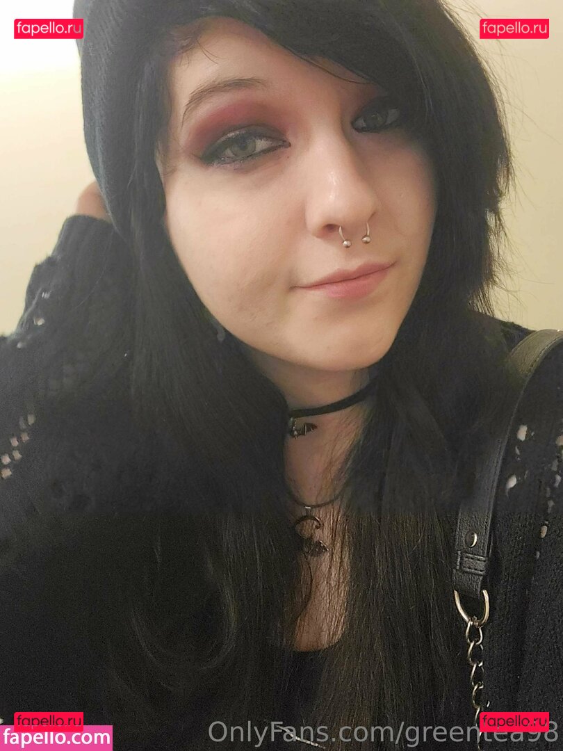 greentea1998 / greentea98 Onlyfans Photo Gallery 