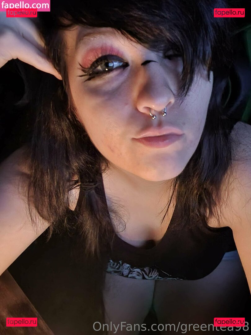 greentea1998 / greentea98 Onlyfans Photo Gallery 
