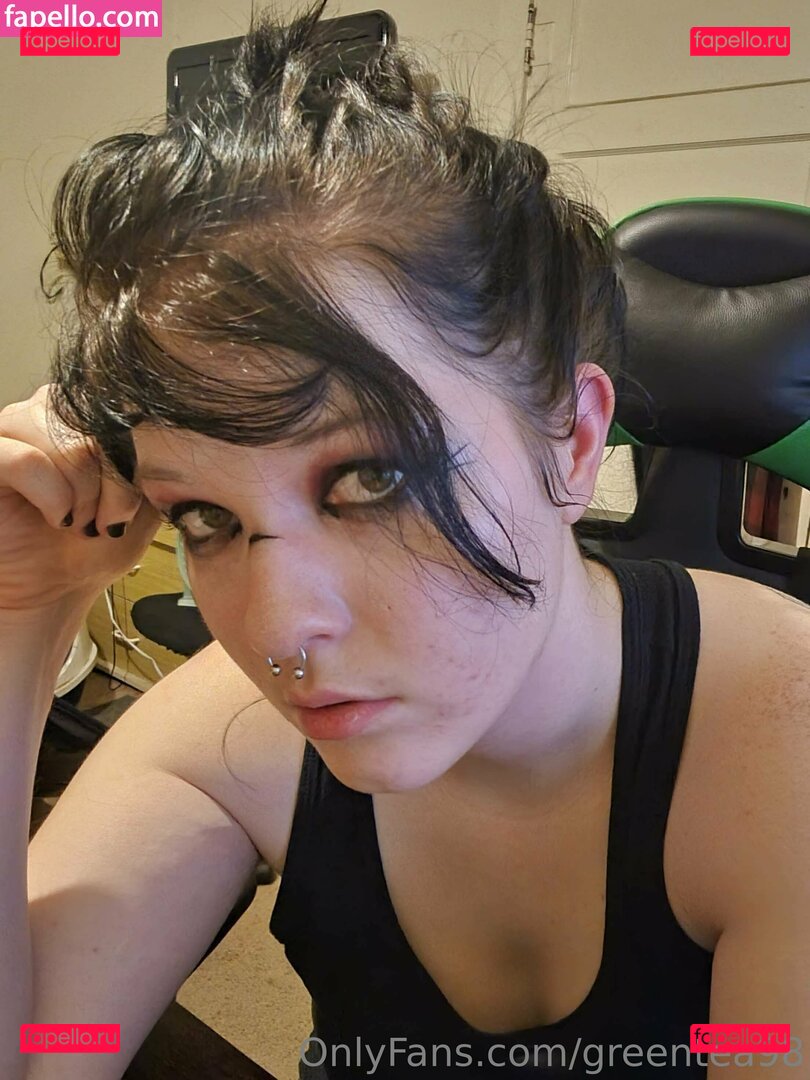 greentea1998 / greentea98 Onlyfans Photo Gallery 