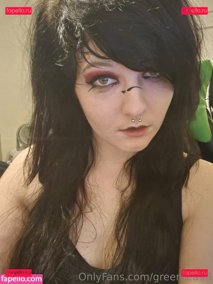greentea1998 / greentea98 Onlyfans Photo Gallery 