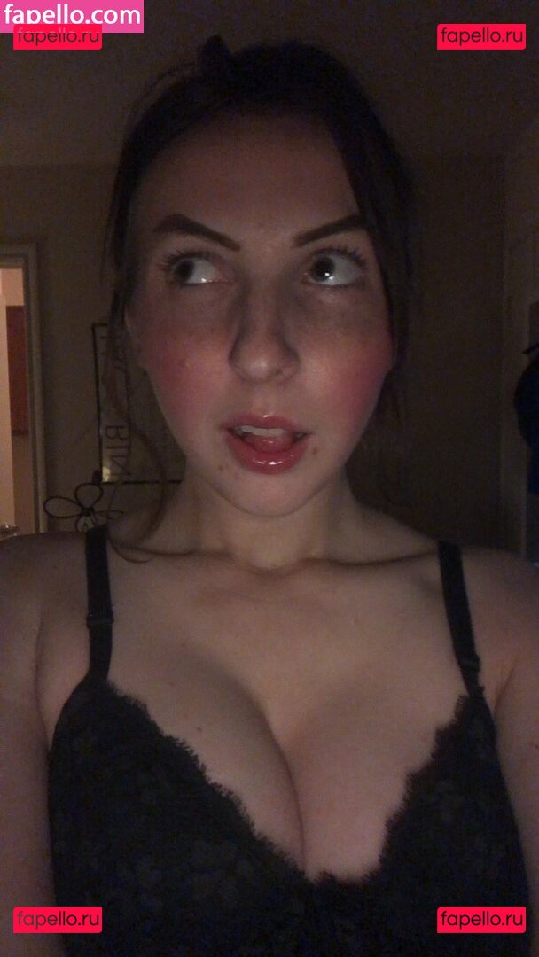 Meg Bitchell Onlyfans Photo Gallery 