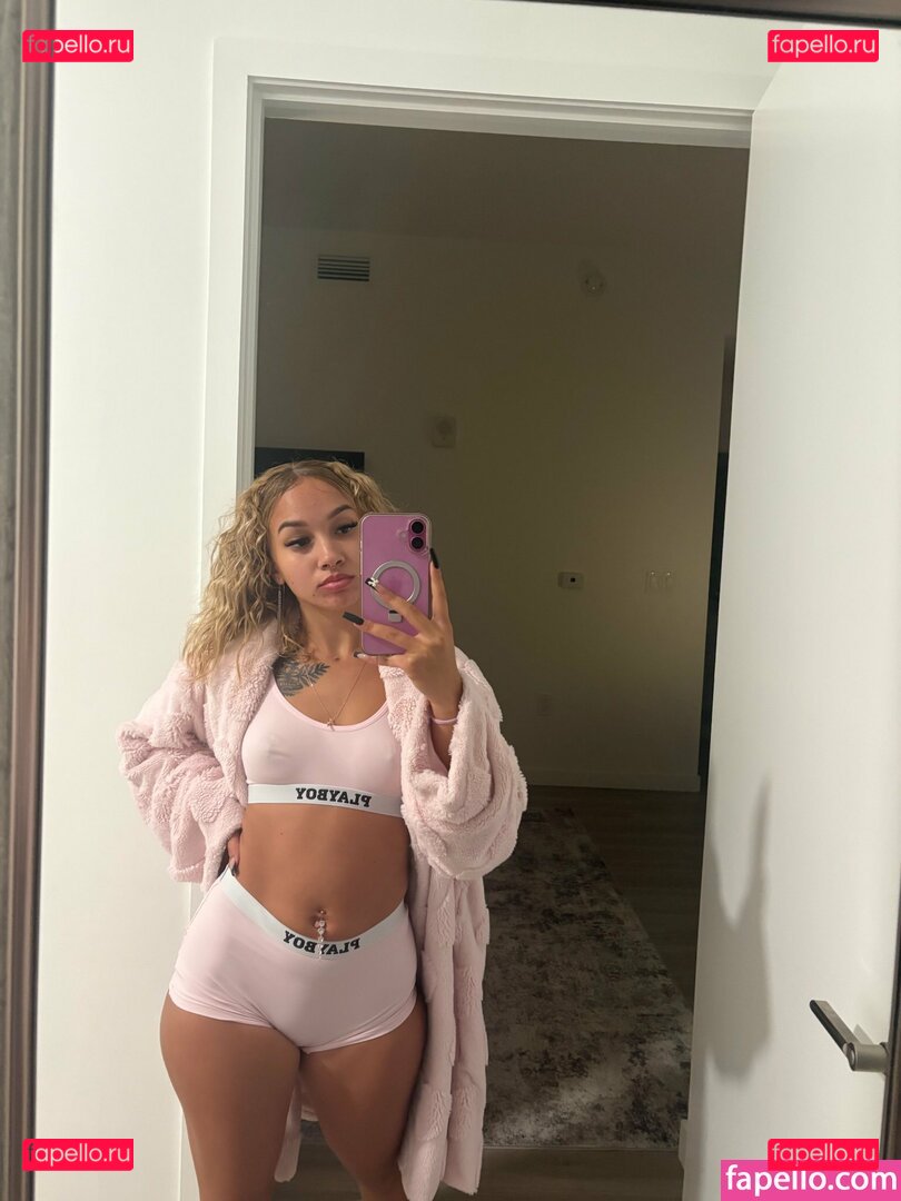 laylaachristinee / laylachristine Onlyfans Photo Gallery 