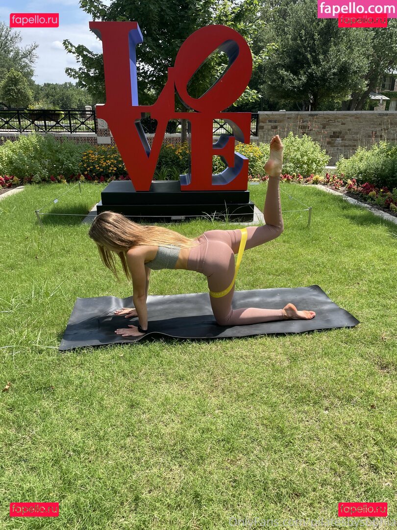 flowwithsky / skyflowartist Onlyfans Photo Gallery 