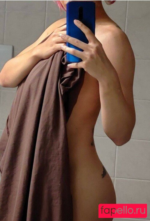 ollyesse Onlyfans Photo Gallery 