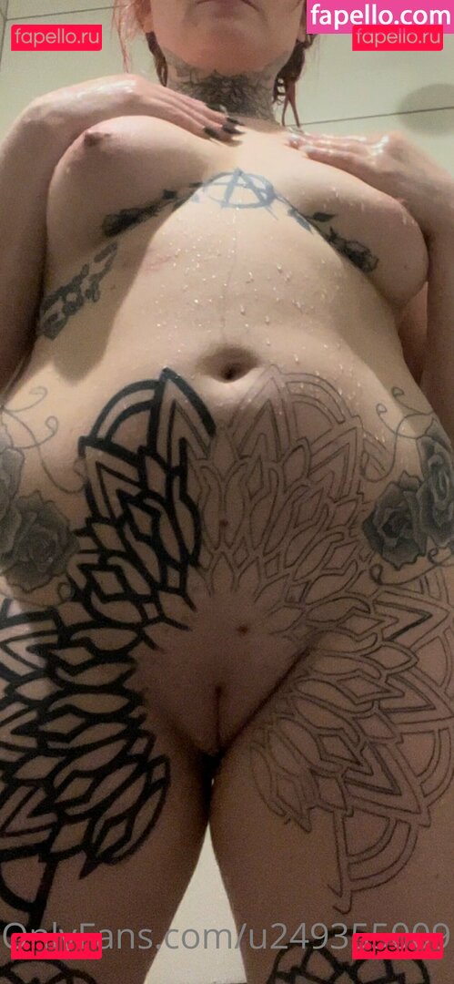 split.girl / splits.girls Onlyfans Photo Gallery 