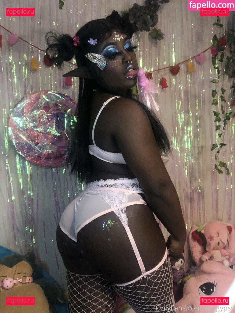sungypsy Onlyfans Photo Gallery 