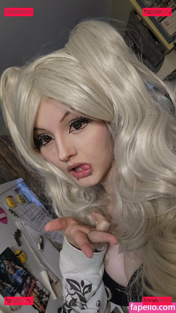 penguin_effect / penguin_effect_cosplay Onlyfans Photo Gallery 