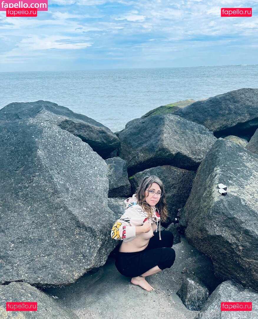 VBrooks85 / flea_bug85 Onlyfans Photo Gallery 