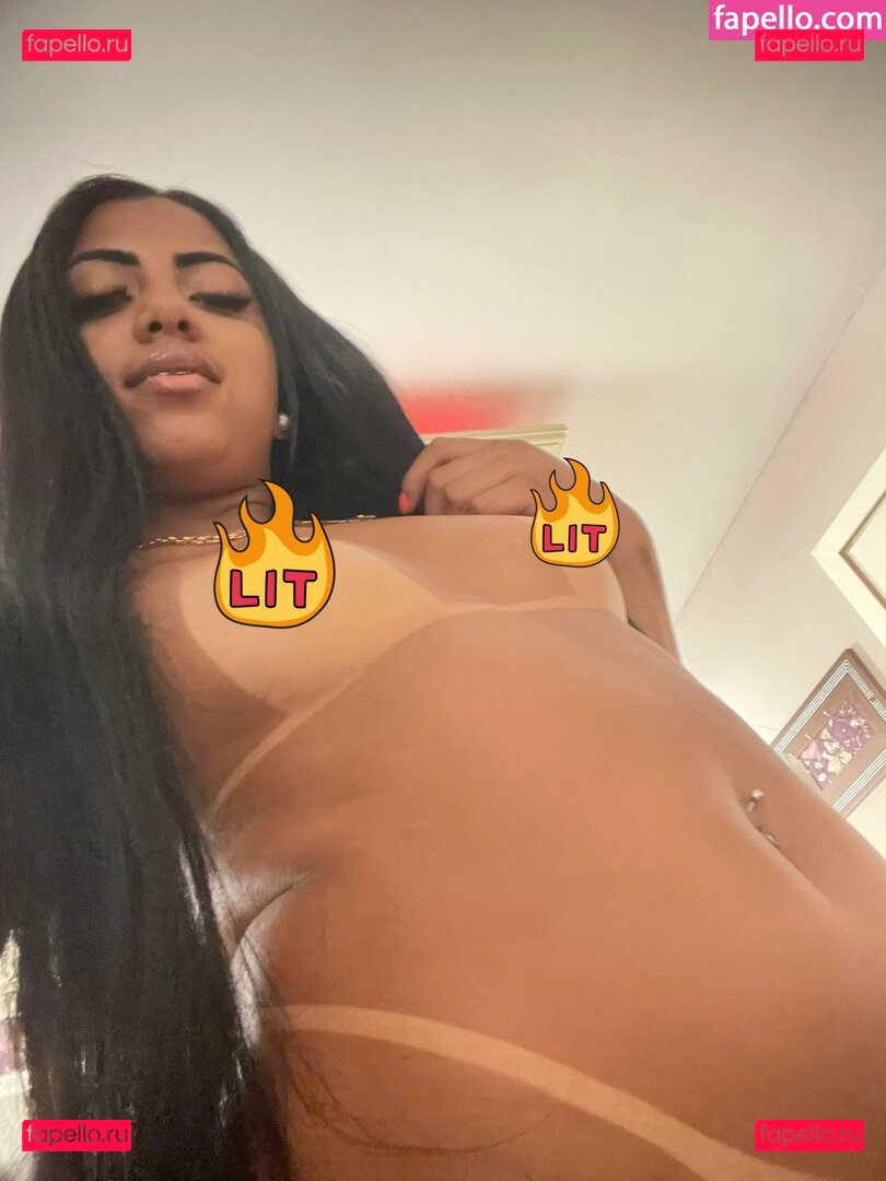 Chaaay / Chaaayiluminada / chaaya23 / chayaaywa Onlyfans Photo Gallery 