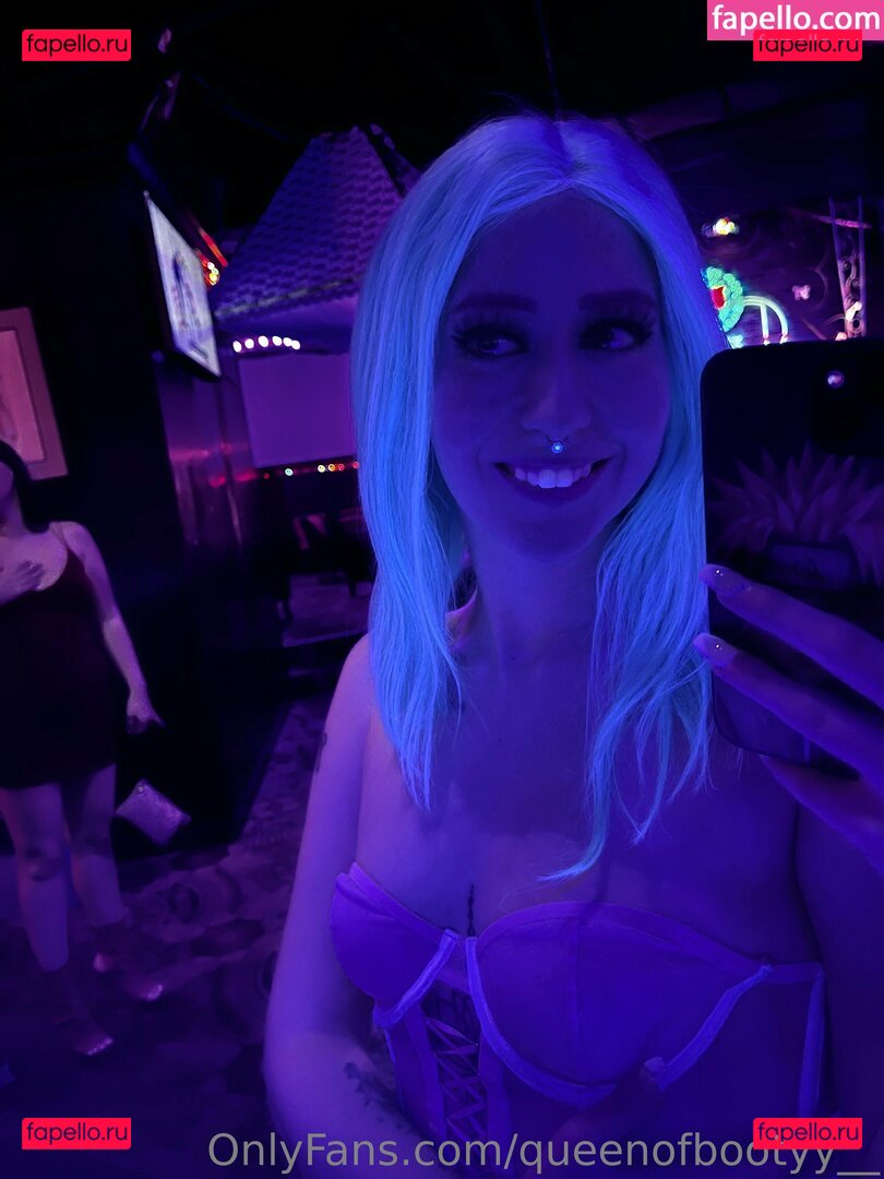 queenofbootyy__ Onlyfans Photo Gallery 