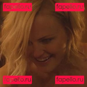 Kate Micucci / https: / katemicucci Onlyfans Photo Gallery 