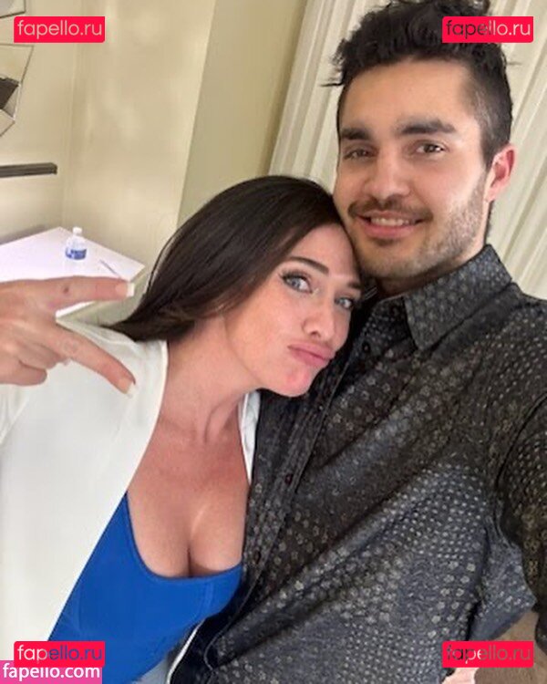 Kaylee Lang / https: / kayleelangofficial / kayleelangxxxx Onlyfans Photo Gallery 