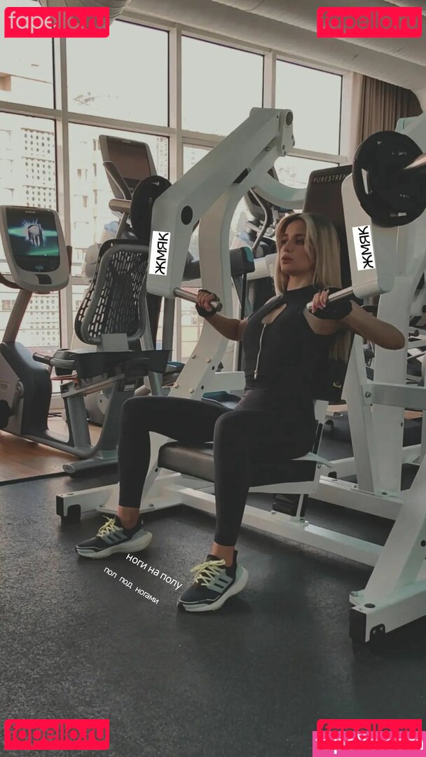 AlinaNaMeli / alinabaeee Onlyfans Photo Gallery 