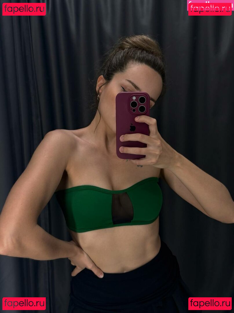 AlinaNaMeli / alinabaeee Onlyfans Photo Gallery 