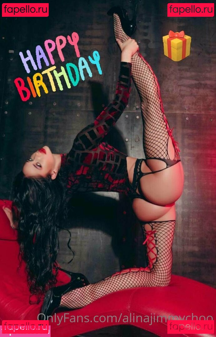 alinajimmychoo / alinajimmychooo Onlyfans Photo Gallery 
