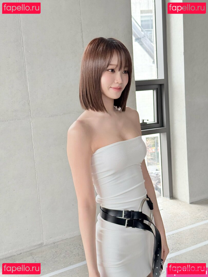 Kim Chaewon / _chaechae_1 / 김채원 Le Sserafim Onlyfans Photo Gallery 