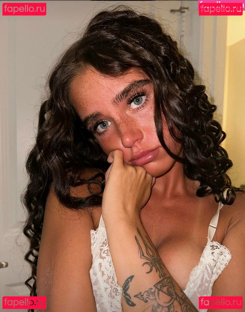 Kinsrealm / kinsrealmm Onlyfans Photo Gallery 