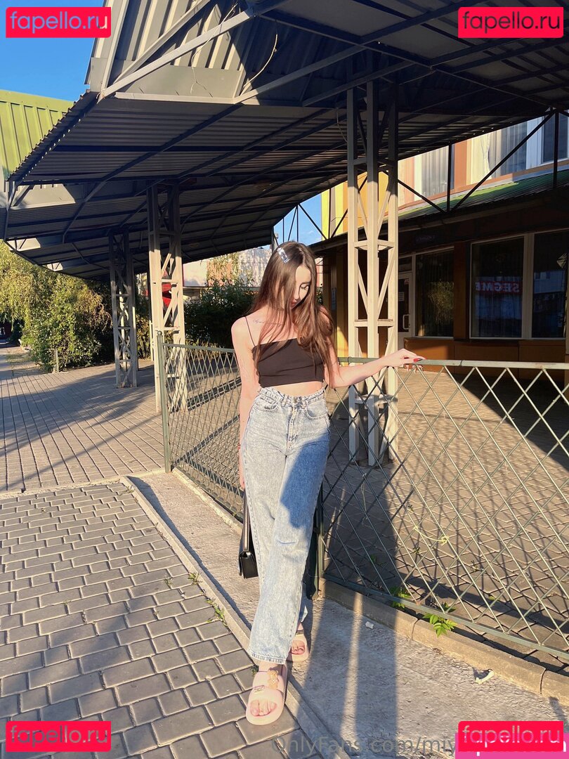 pretty_leilaaa / prettyleila1285 Onlyfans Photo Gallery 