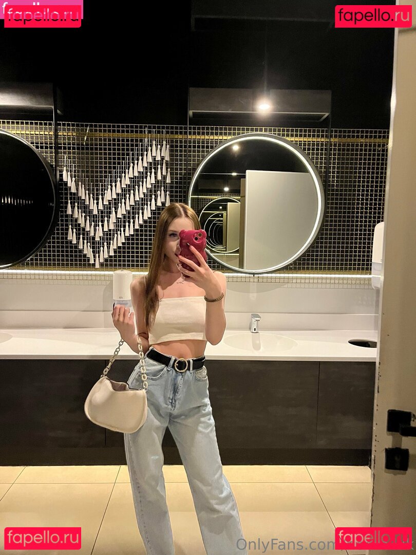 pretty_leilaaa / prettyleila1285 Onlyfans Photo Gallery 