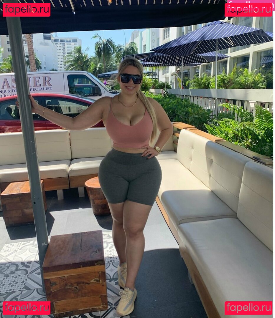 Blondiemami / https: / strong_n_curvy Onlyfans Photo Gallery 