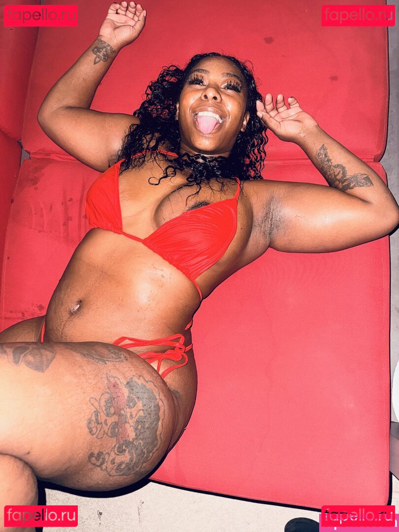 Ambitious Booty / ambitious_booty / ambitious_x / ambitiousxxx Onlyfans Photo Gallery 