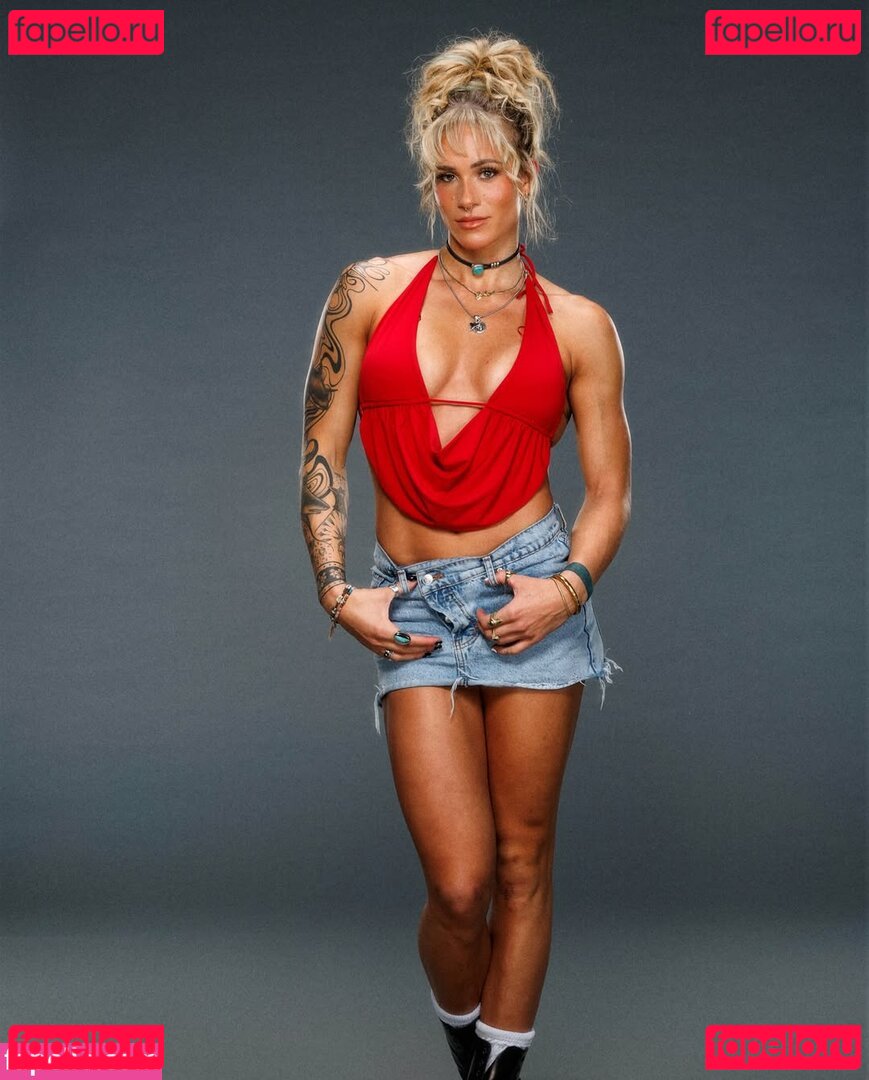 Sol Ruca / SolRucaWWE / sol.surfer / solrvca Onlyfans Photo Gallery 