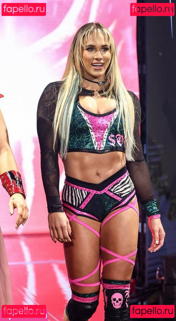 Sol Ruca / SolRucaWWE / sol.surfer / solrvca Onlyfans Photo Gallery 