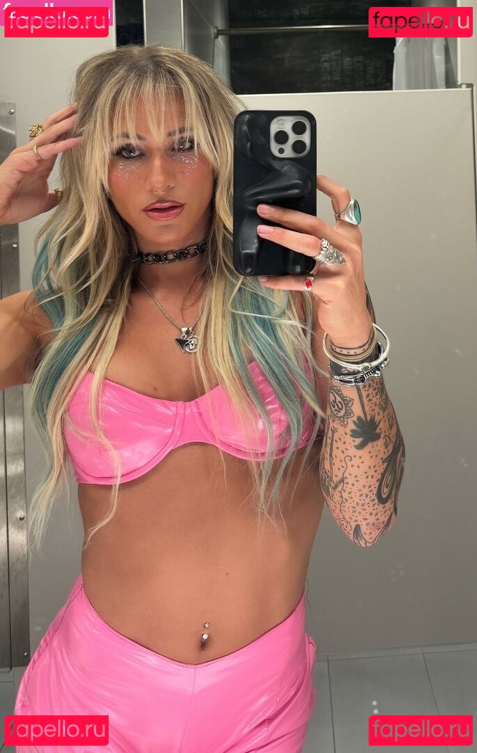 Sol Ruca / SolRucaWWE / sol.surfer / solrvca Onlyfans Photo Gallery 