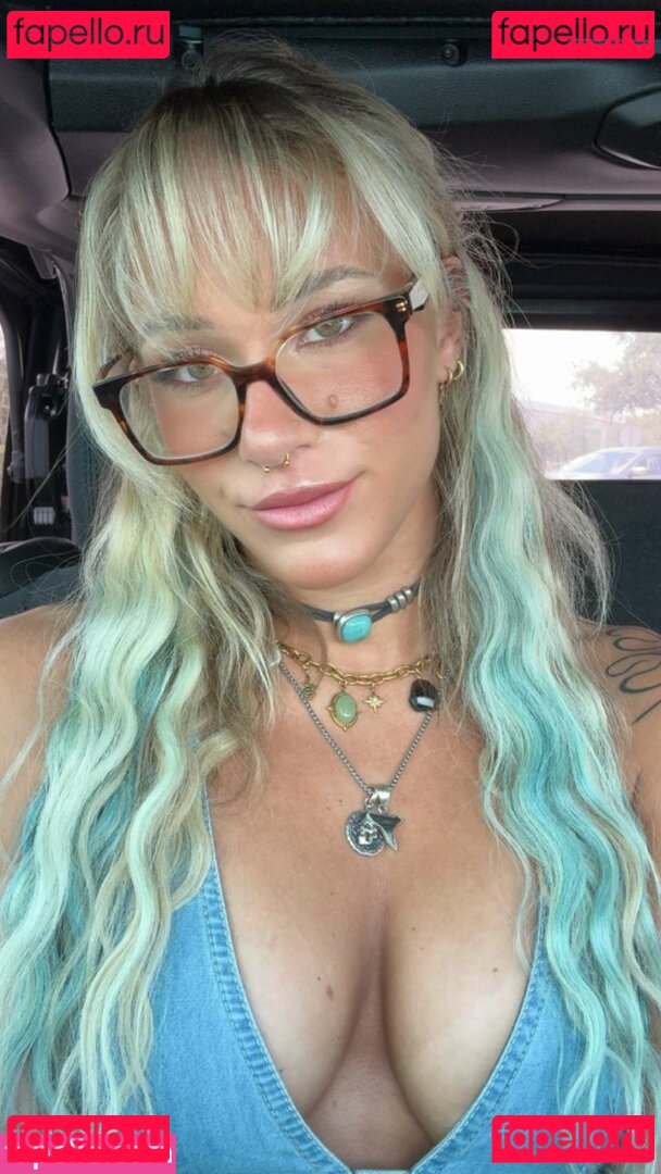 Sol Ruca / SolRucaWWE / sol.surfer / solrvca Onlyfans Photo Gallery 