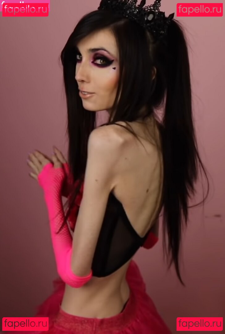 Eugenia Cooney / eugenia_cooney / eugeniacooney Onlyfans Photo Gallery 