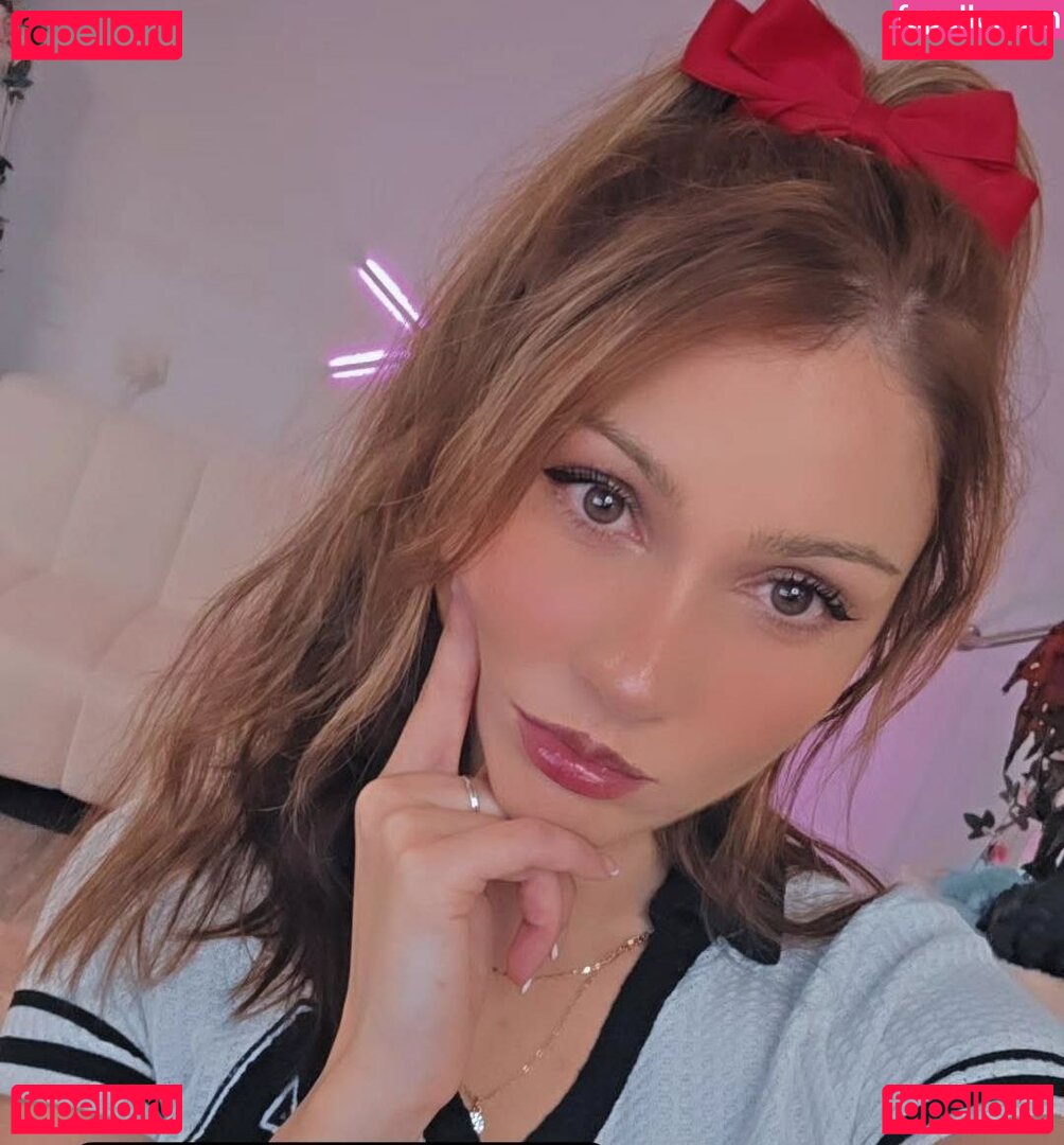 Aliythia / alitaliya__ Onlyfans Photo Gallery 