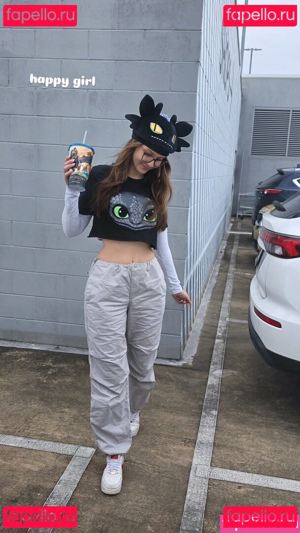 Aliythia / alitaliya__ Onlyfans Photo Gallery 