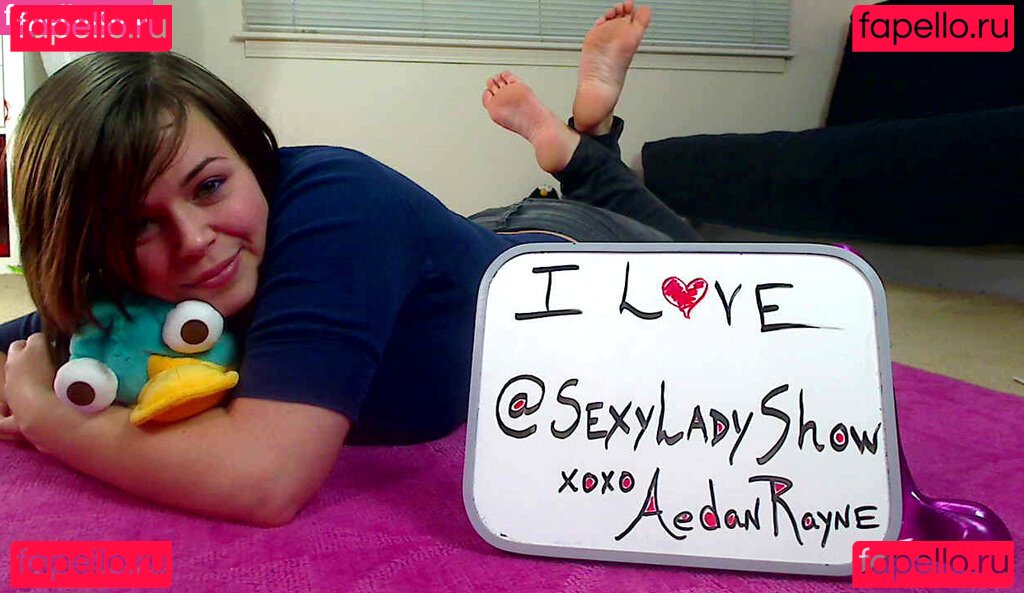 AedanRayne / officialaedanrayne Onlyfans Photo Gallery 